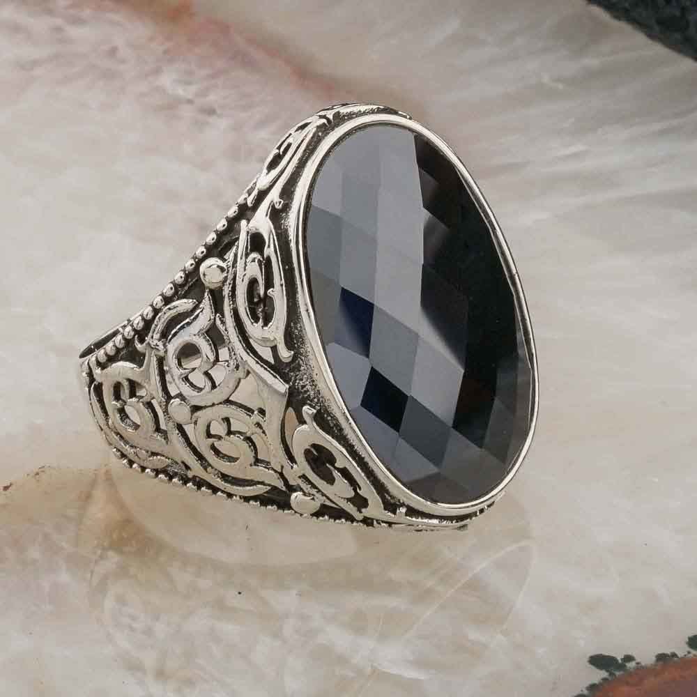 925-ayar-gumus-siyah-zirkon-tasli-gumus-erkek-yuzuk-model-2-3543