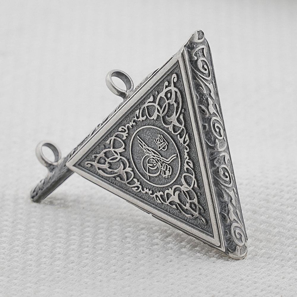 osmanli-tugrali-925-ayar-gumus-ucgen-muska-kabi-orta-boy-6438