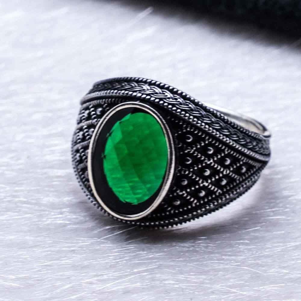 925-ayar-gumus-yesil-zirkon-tasli-yuzuk-7739