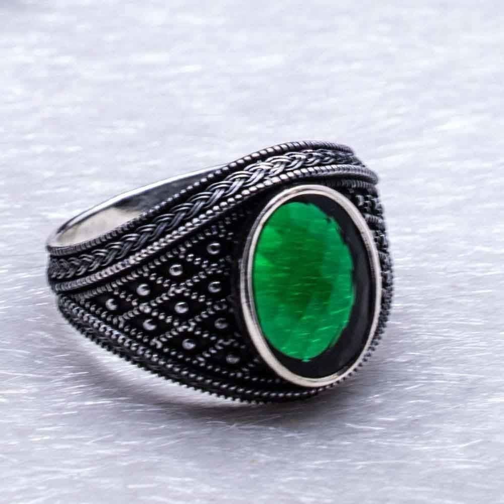 925-ayar-gumus-yesil-zirkon-tasli-yuzuk-7740