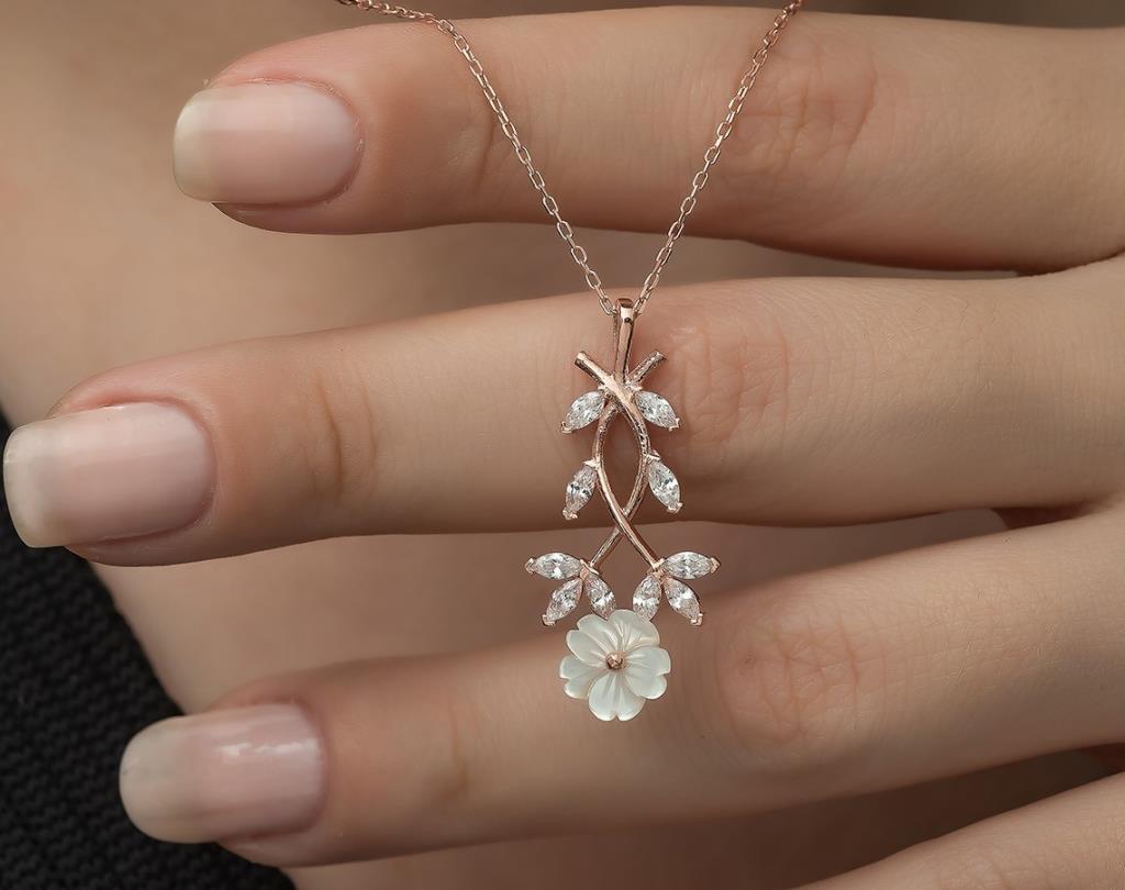 baget-tasli-manolya-cicegi-gumus-kolye-rose-5165